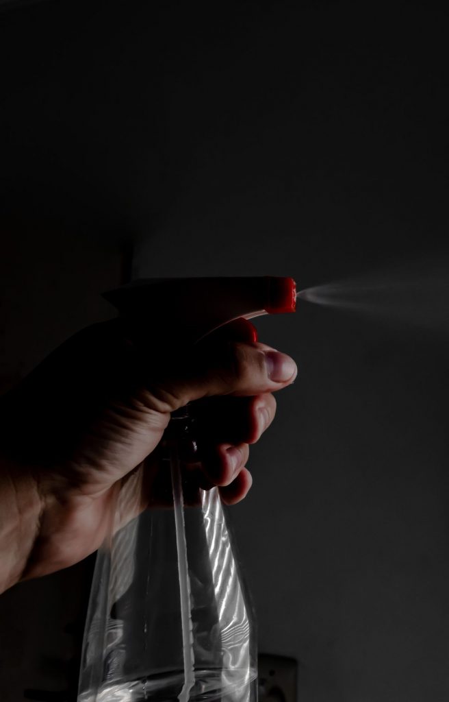Desinfektionsmittel für Zuhause als Spray zur Flächendesinfektion